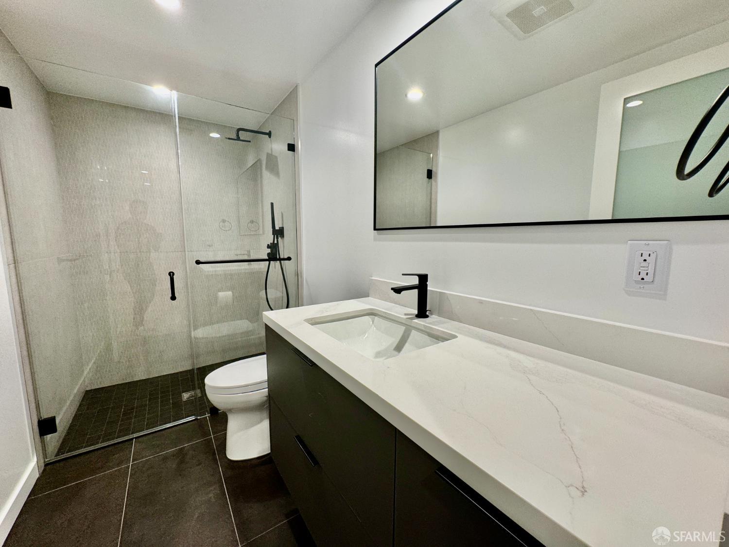 480 Andover Street San Francisco, CA 94110 - Photo 27 of 37