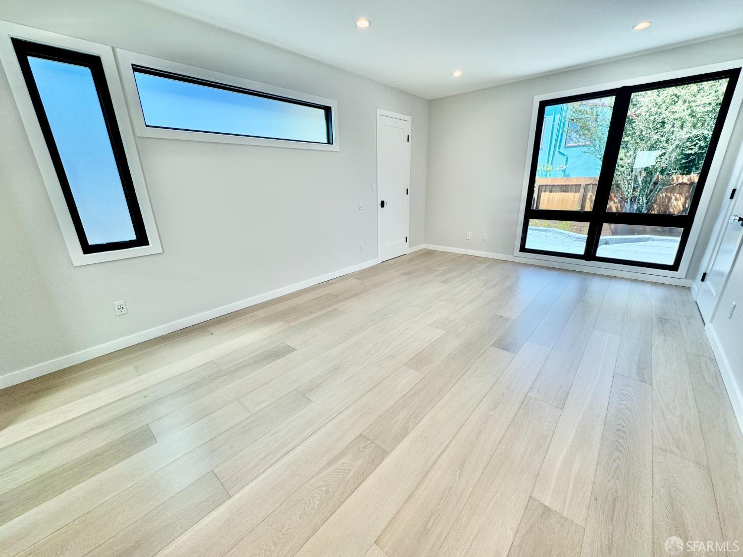 480 Andover Street San Francisco, CA 94110 - Photo 10 of 37