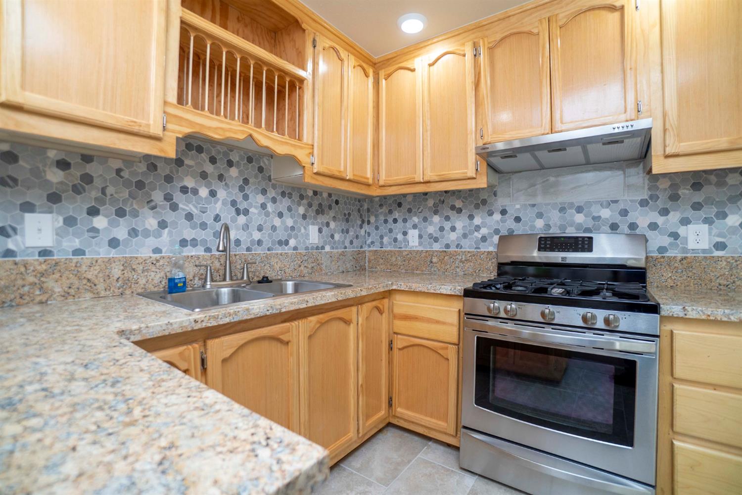 10252 South White Rock Road Rancho Cordova, CA 95670 - Photo 29 of 77