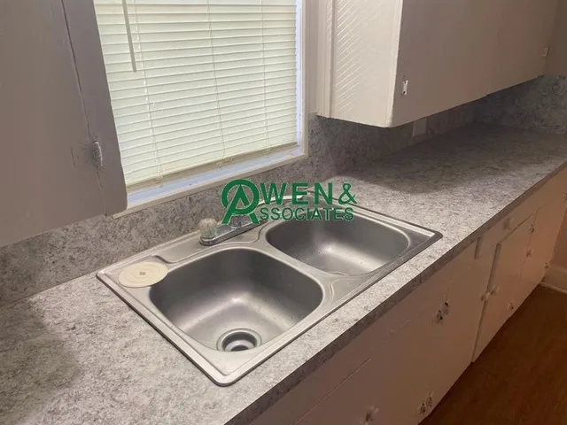 $850 | 613 Jones Street, Lake Charles, LA 70615