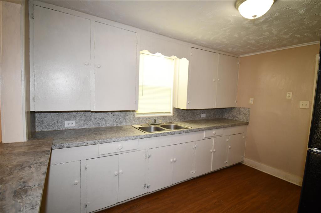 613 Jones Street Lake Charles, LA 70615 - Photo 4 of 20