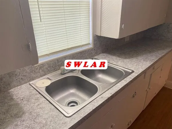 $850 | 613 Jones Street, Lake Charles, LA 70615