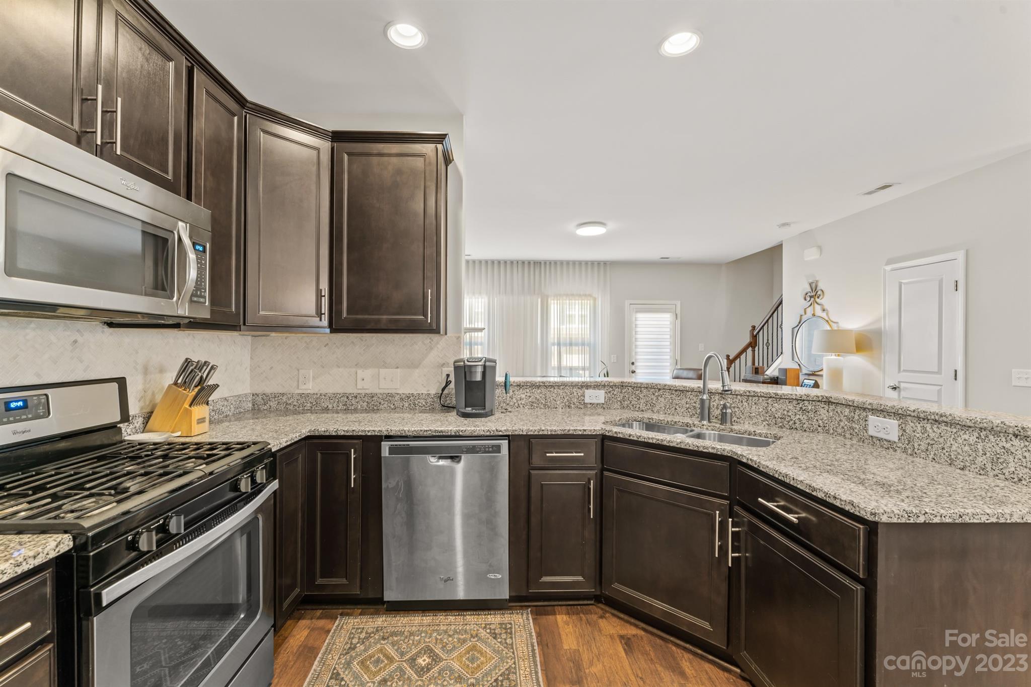 6236 Rockefeller Lane Charlotte, NC 28210 - Photo 8 of 29