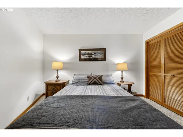 $330,000 | 94304 Wedderburn Loop, Unit 435, Gold Beach, OR 97444