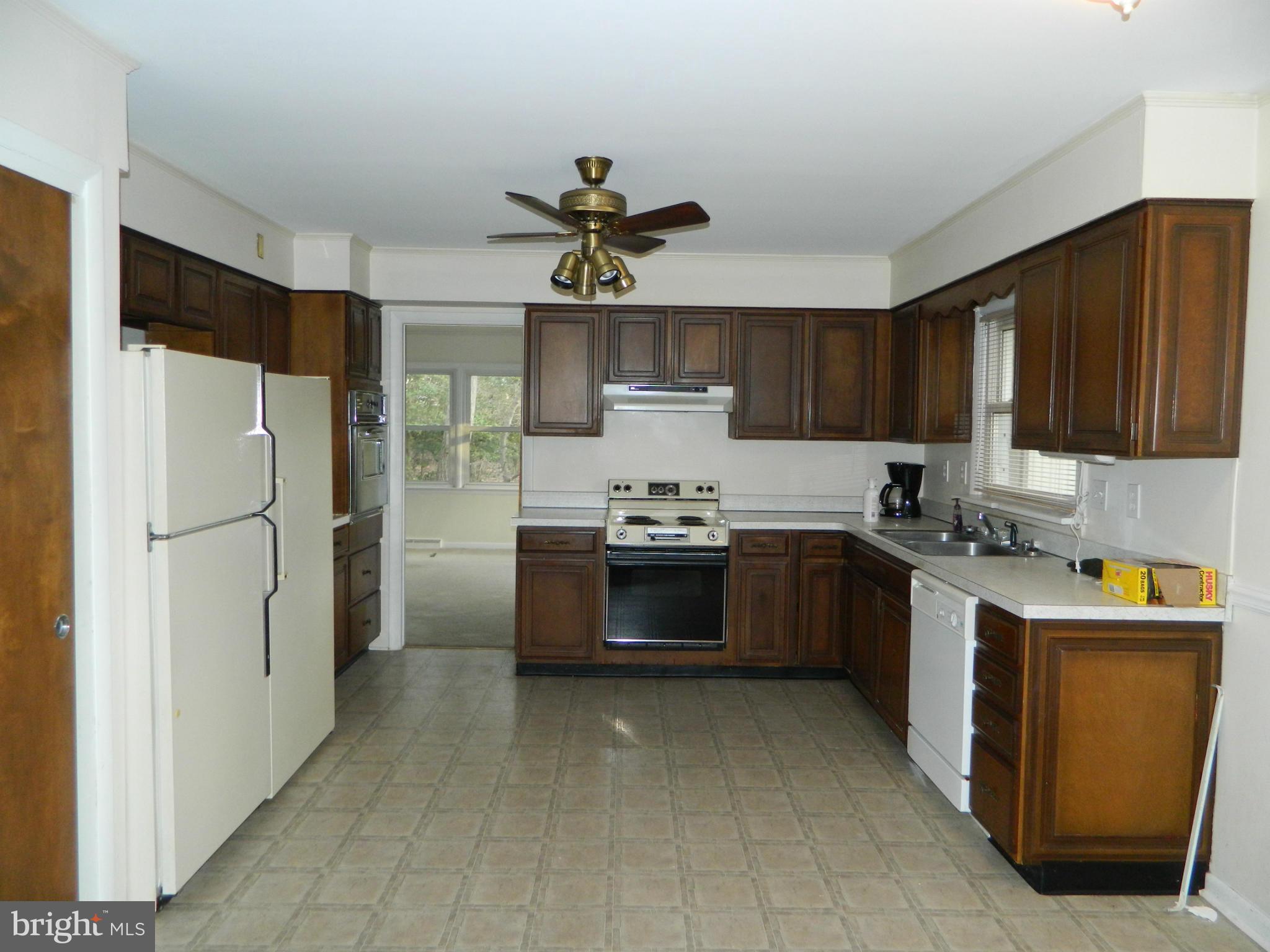 18080 Shipping Point Road Lexington Park, MD 20653 - Photo 7 of 11 Kitchen