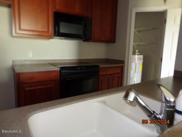 3848 Lexmark Lane, Unit 208 Rockledge, FL 32955 - Photo 6 of 16 Kitchen