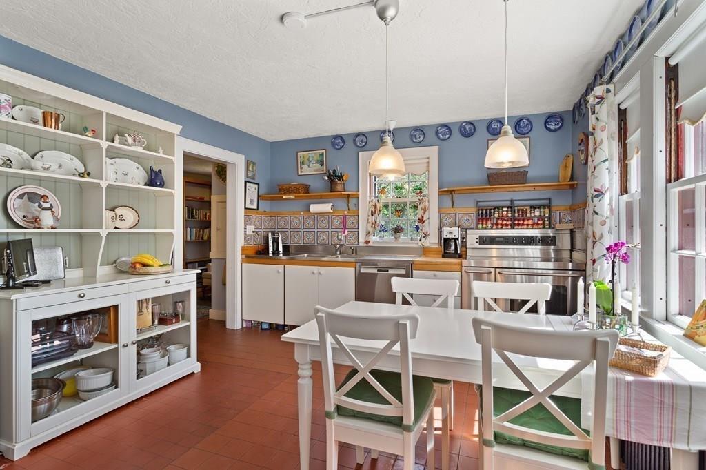 26 Sunset Road Nahant, MA 01908 - Photo 11 of 42 Gallery Image 11