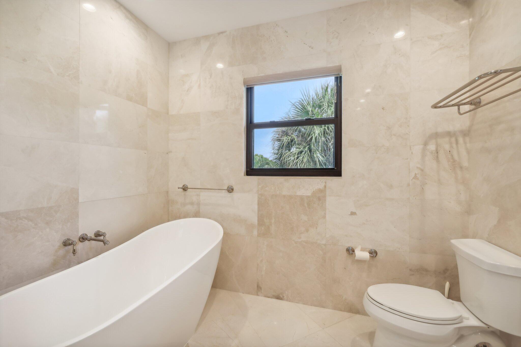 2785 Polo Island Drive, Unit J301 Wellington, FL 33414 - Photo 34 of 60 Polo Island Dr J301-026