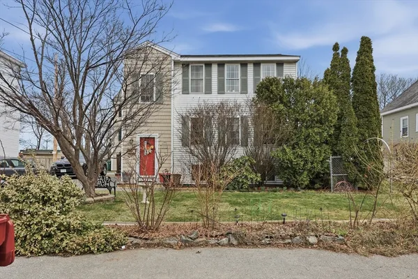 $499,000 | 118 Mt Washington Street, Unit D, Lowell, MA 01854