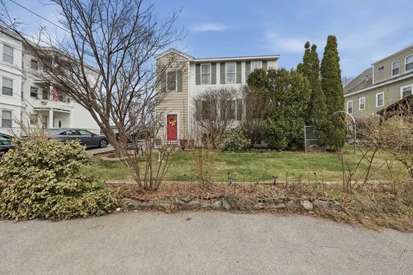 $499,000 | 118 Mt Washington Street, Unit D, Lowell, MA 01854