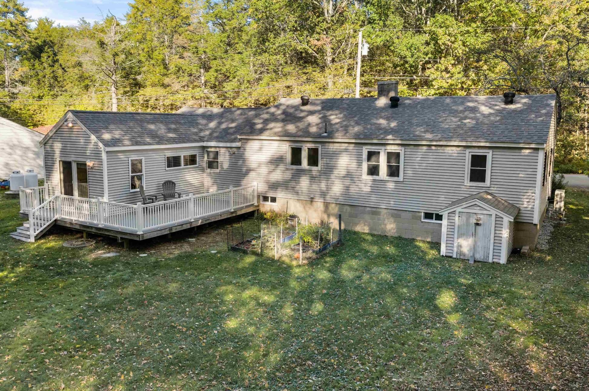 46 Beech Hill Road Exeter, NH 03833 - Photo 4 of 34