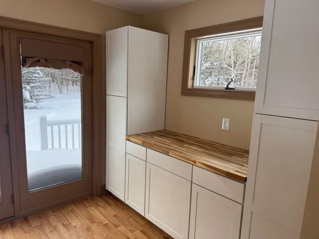 $3,500 | 46 Beech Hill Road, Exeter, NH 03833