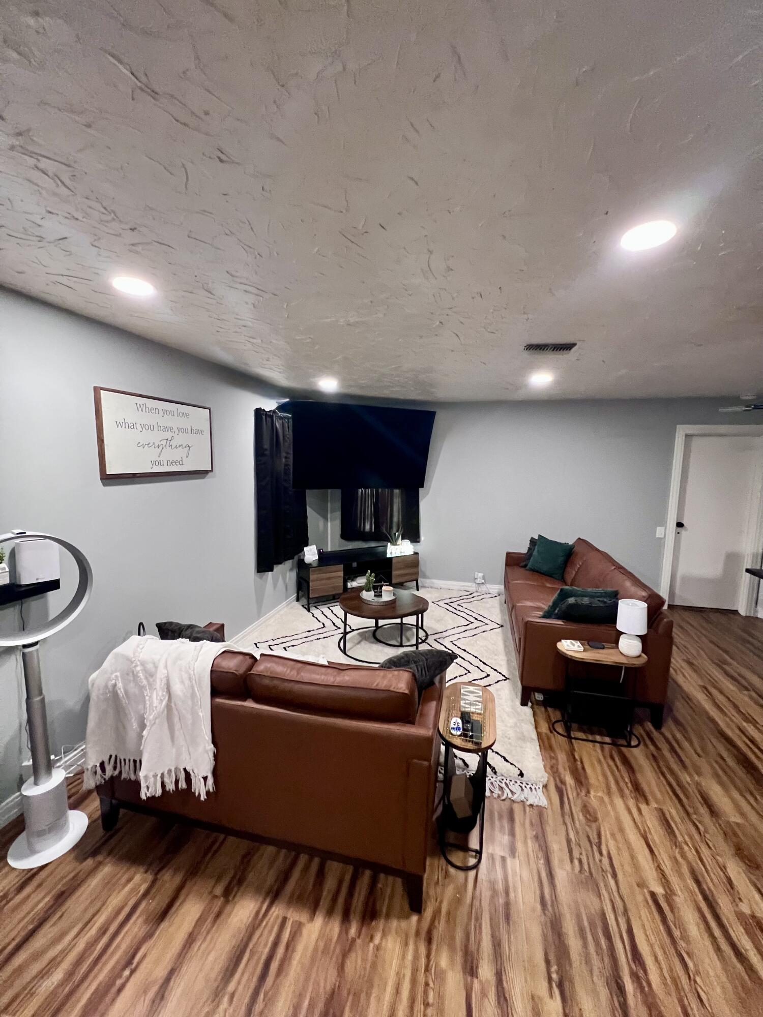 502 Main Street Anton, TX 79313 - Photo 3 of 16 IMG_4018