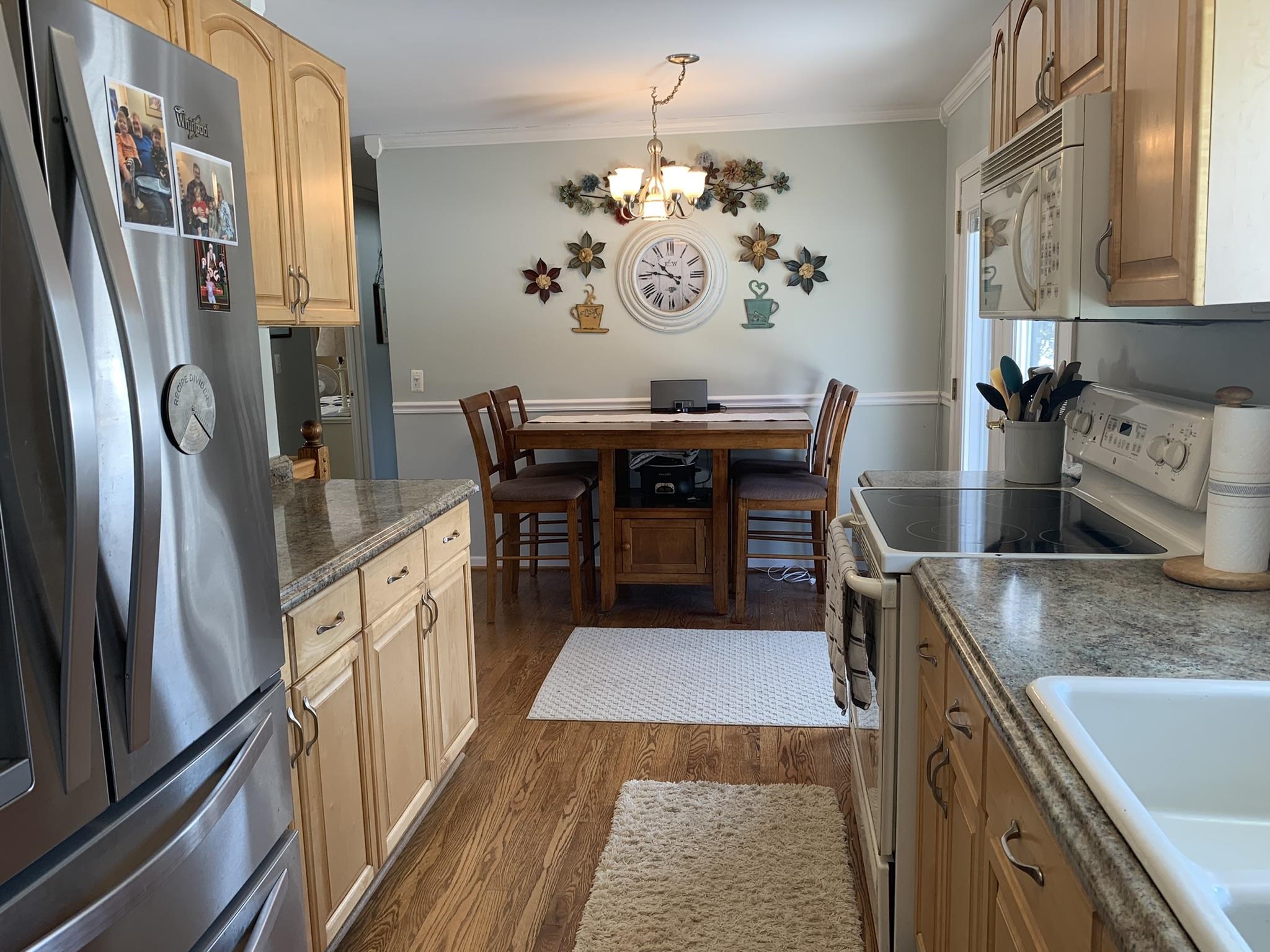 5223 Vinton Road Williamsburg, MI 49690 - Photo 9 of 30 1897570-9.JPG