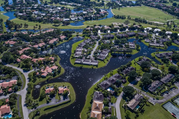 $1,500 | 11863 Wimbledon Circle, Unit 407, Wellington, FL 33414