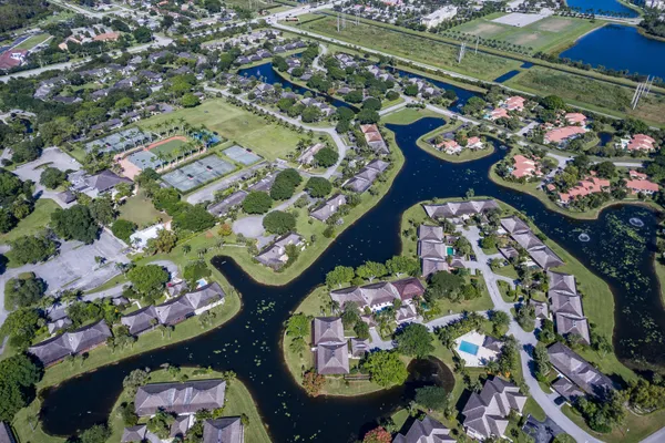 $1,500 | 11863 Wimbledon Circle, Unit 407, Wellington, FL 33414