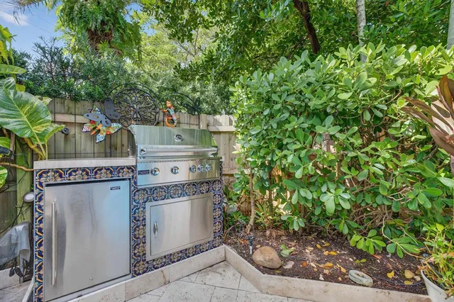 a view of an outdoor space and a yard