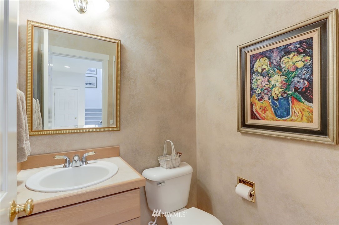 17555 Southeast 186th Way Renton, WA 98058 - Photo 16 of 30