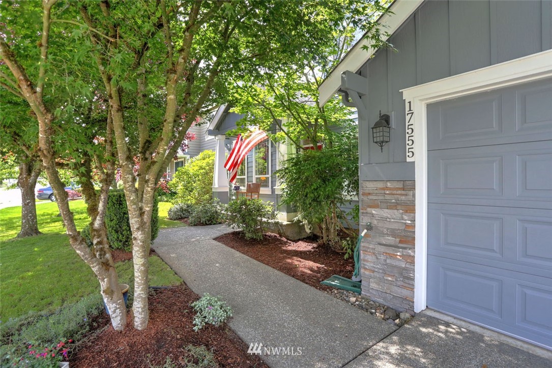17555 Southeast 186th Way Renton, WA 98058 - Photo 3 of 30