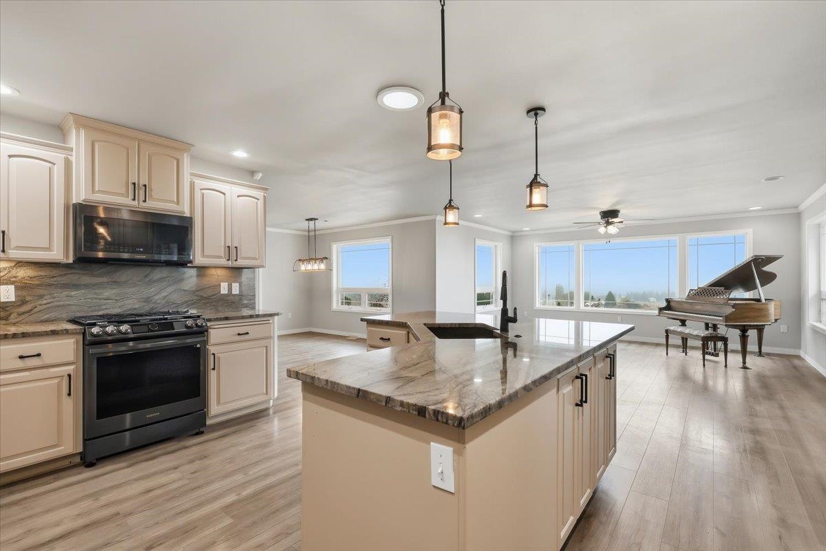 6311 South Saddle Ridge Road Greenacres, WA 99016 - Photo 13 of 42