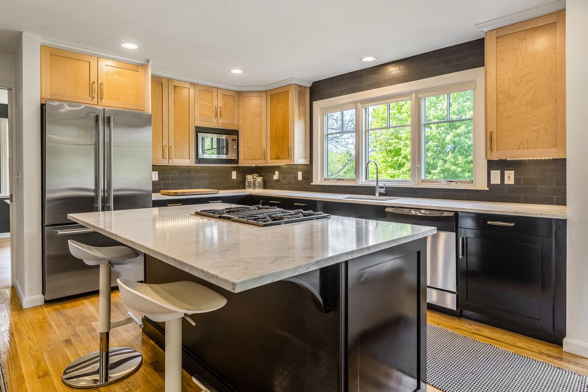 354 Dogford Road Hanover, NH 03750 - Photo 8 of 40 Gallery Image 8
