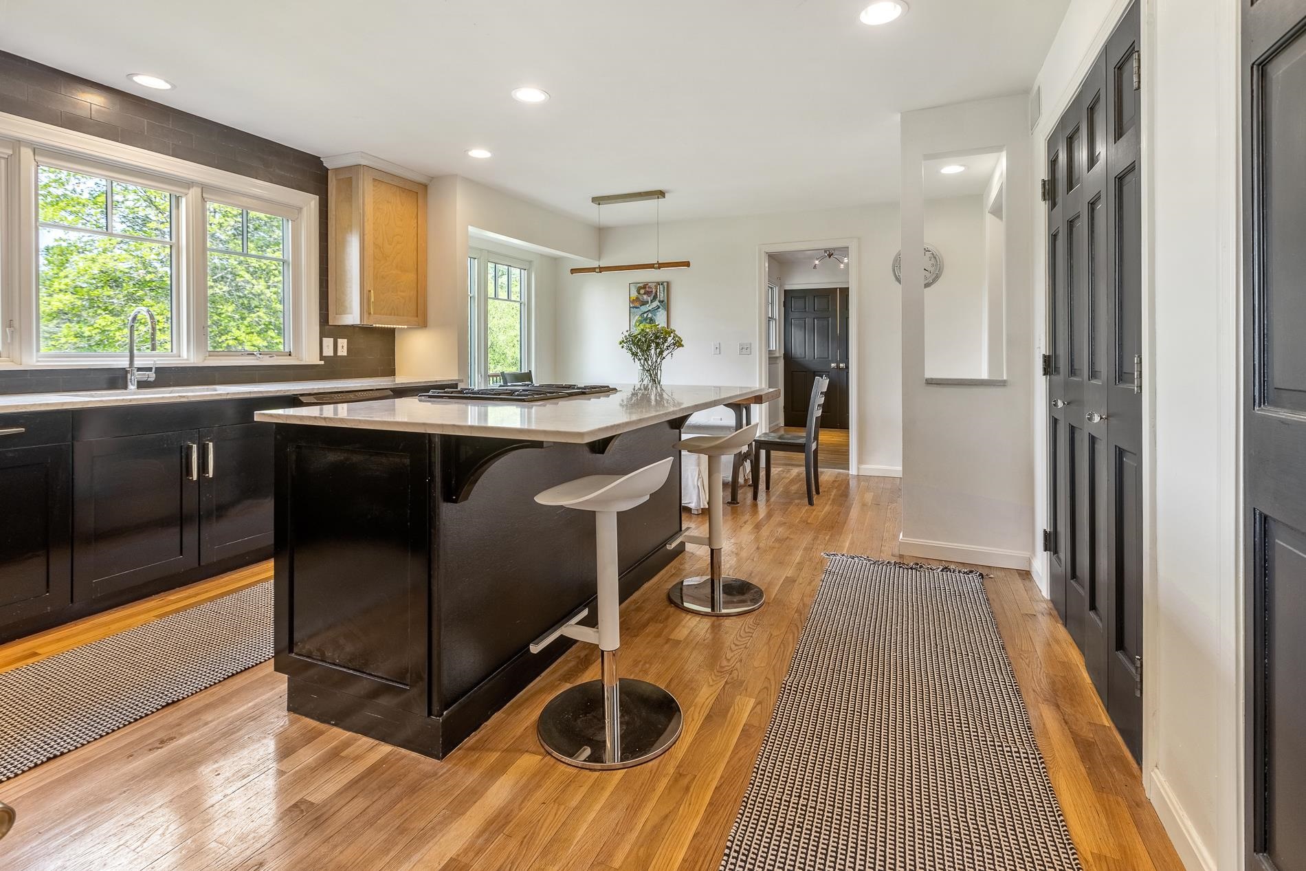 354 Dogford Road Hanover, NH 03750 - Photo 10 of 40 Gallery Image 10