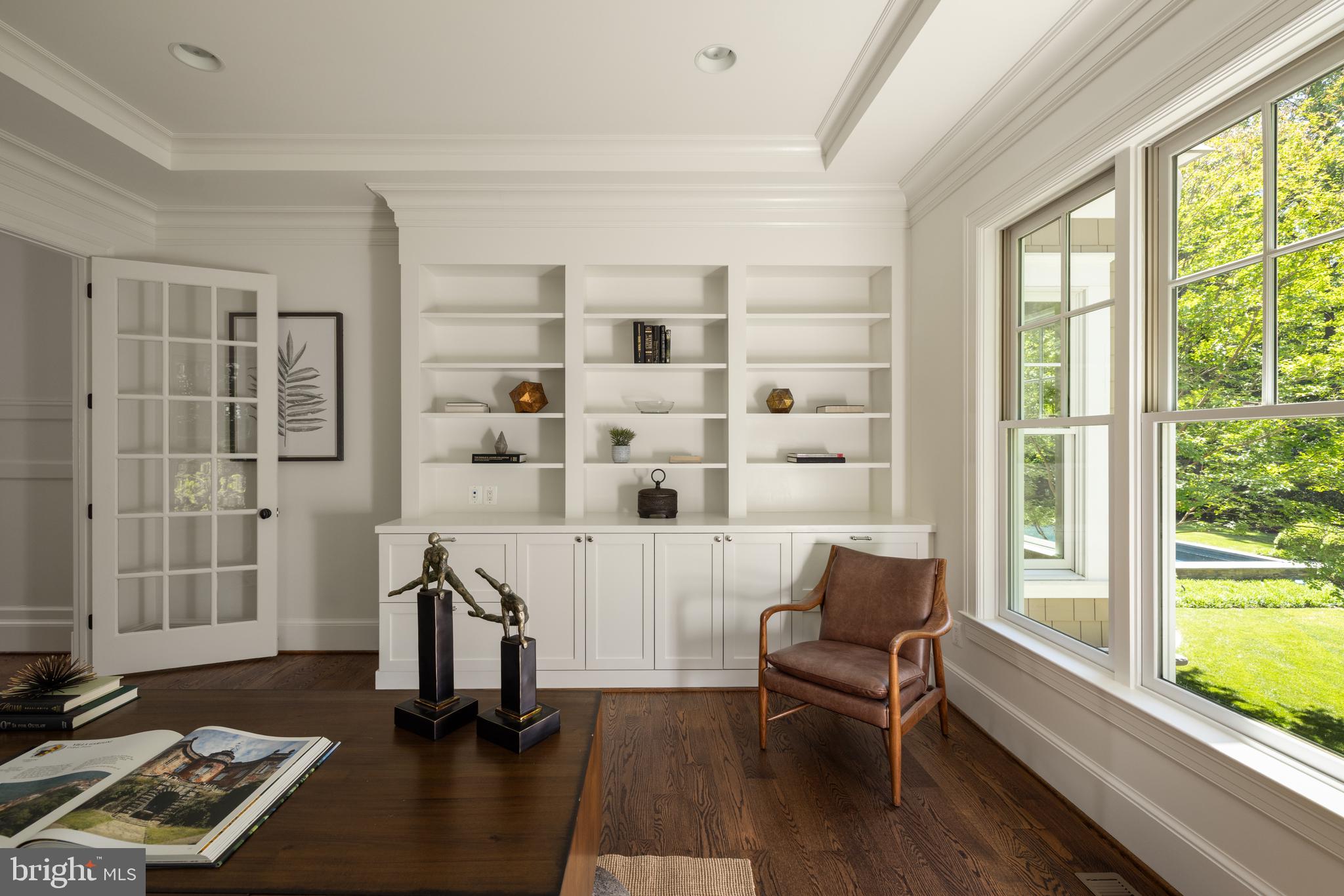 6719 Wemberly Way McLean, VA 22101 - Photo 23 of 50 Office overlooking landscaped grounds