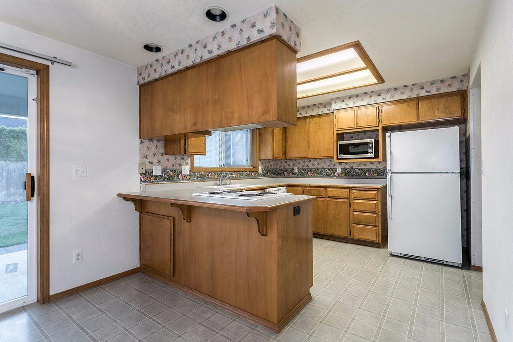 892 Isaac Way Central Point, OR 97502 - Photo 9 of 21 Additional Photo