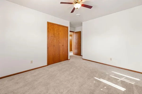 $398,500 | 2807 Edgewood Drive North, Fargo, ND 58102