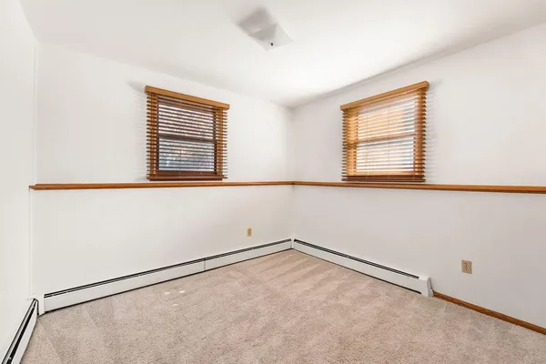 $398,500 | 2807 Edgewood Drive North, Fargo, ND 58102