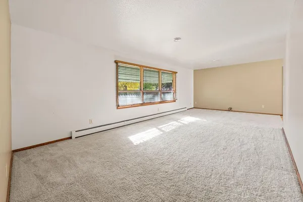 $398,500 | 2807 Edgewood Drive North, Fargo, ND 58102