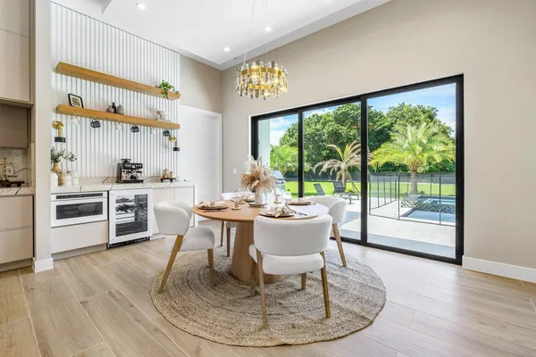 $9,000 | 221 Milestone Way, West Palm Beach, FL 33415