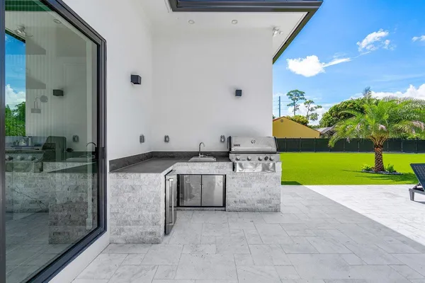 $9,000 | 221 Milestone Way, West Palm Beach, FL 33415