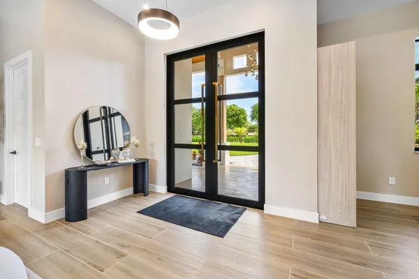 $9,000 | 221 Milestone Way, West Palm Beach, FL 33415