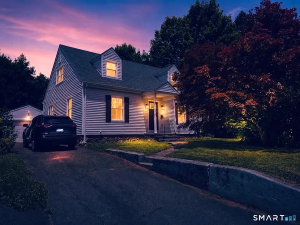 $375,000 | 413 West Center Street, Southington, CT 06489