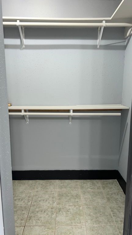 5606 Lyden Ridge Drive Houston, TX 77053 - Photo 7 of 34 a view of room