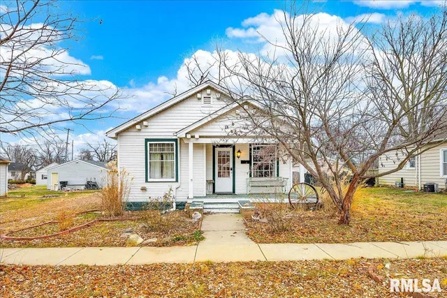 $94,000 | 1722 North Logan Street, Chillicothe, IL 61523