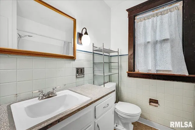 $94,000 | 1722 North Logan Street, Chillicothe, IL 61523