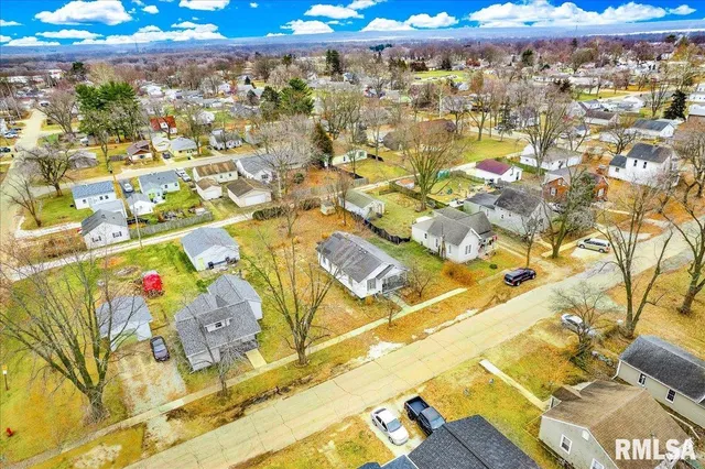 $94,000 | 1722 North Logan Street, Chillicothe, IL 61523