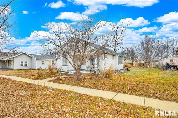 $94,000 | 1722 North Logan Street, Chillicothe, IL 61523