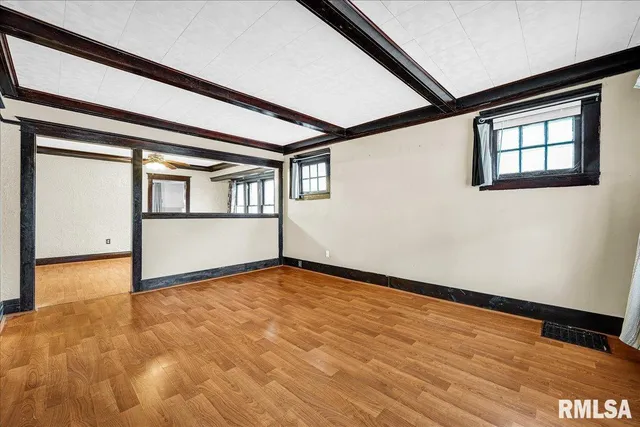 $94,000 | 1722 North Logan Street, Chillicothe, IL 61523