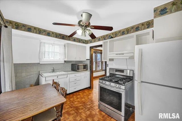 $94,000 | 1722 North Logan Street, Chillicothe, IL 61523