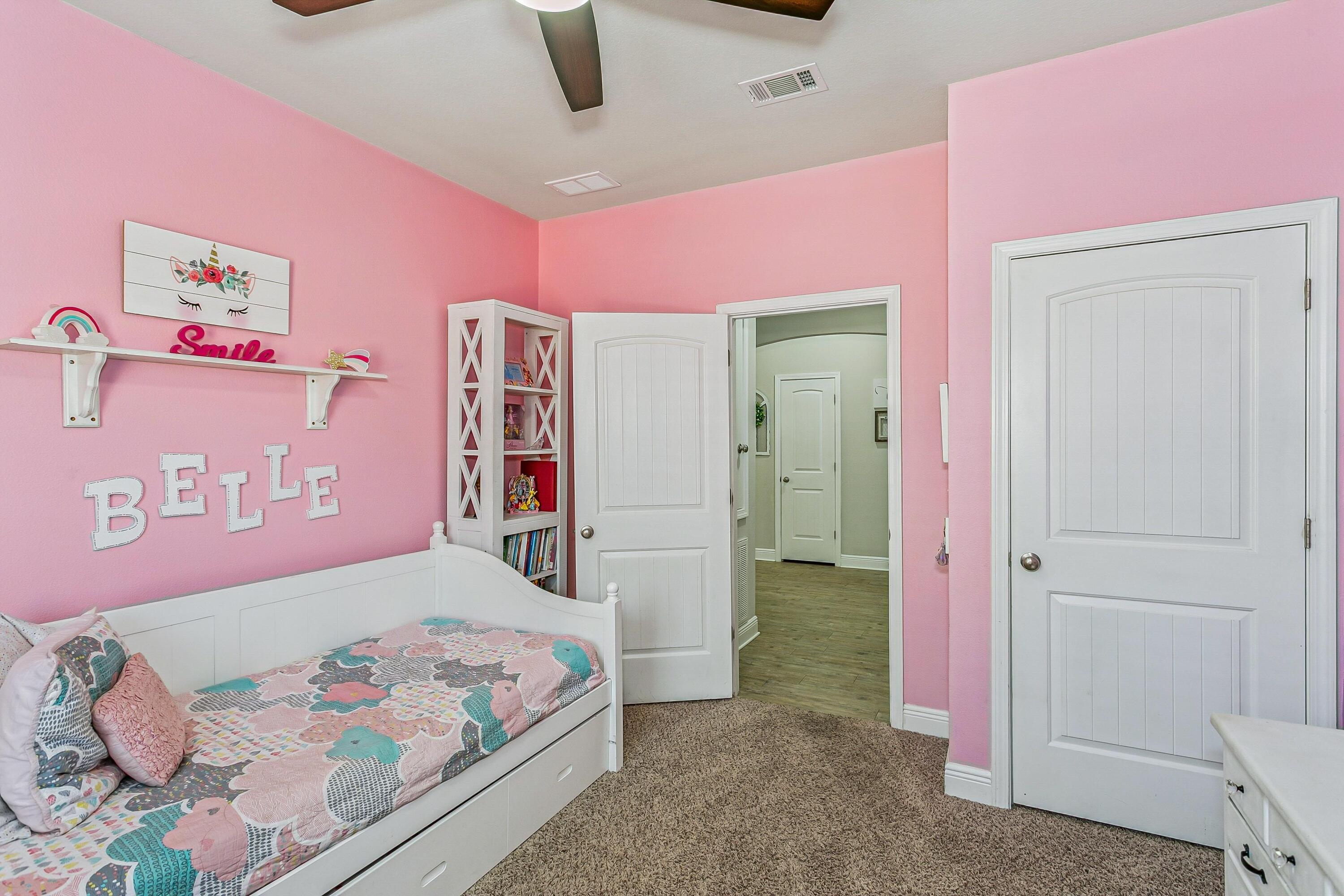 438 Chickadee Street Crestview, FL 32539 - Photo 22 of 40 Generous Closet Space!