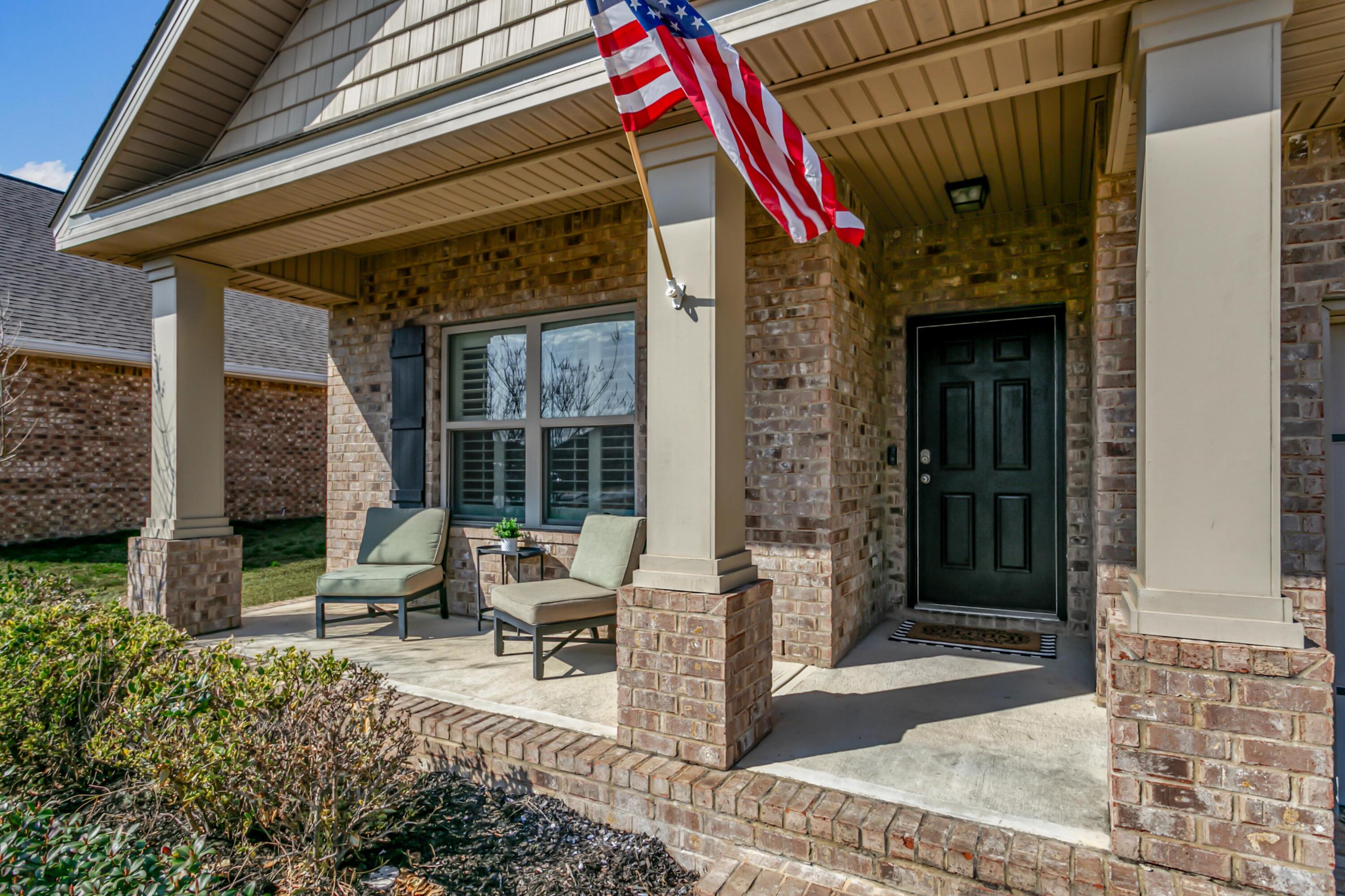 438 Chickadee Street Crestview, FL 32539 - Photo 4 of 40 Step Inside and Explore!