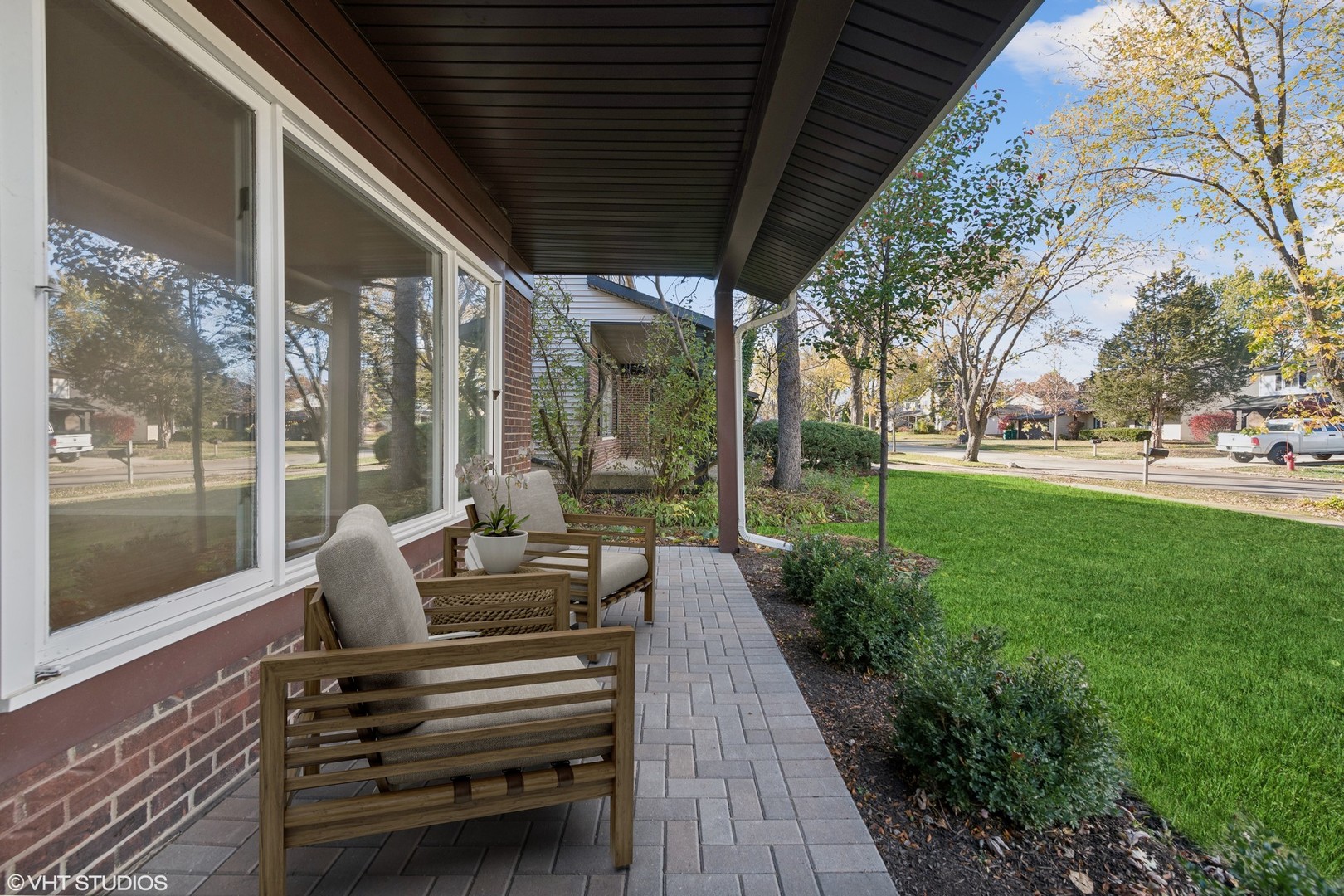 95 Downing Road Buffalo Grove, IL 60089 - Photo 3 of 28 Gallery Image 3