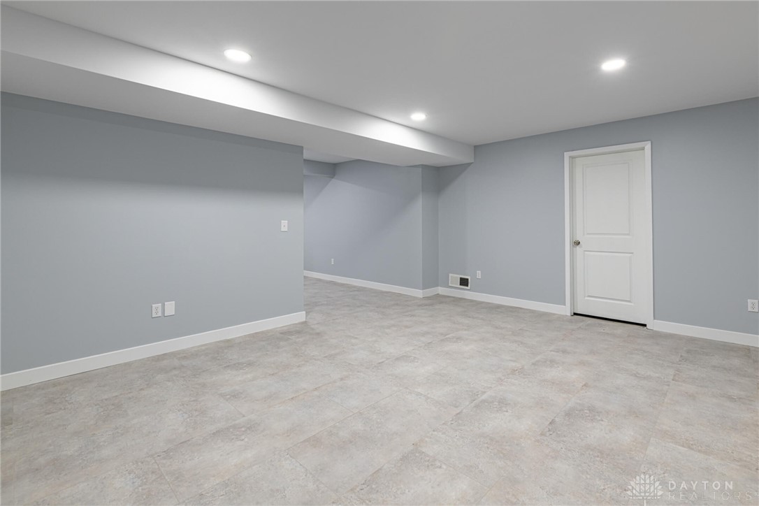 2818 Ridge View Court Xenia, OH 45385 - Photo 31 of 53