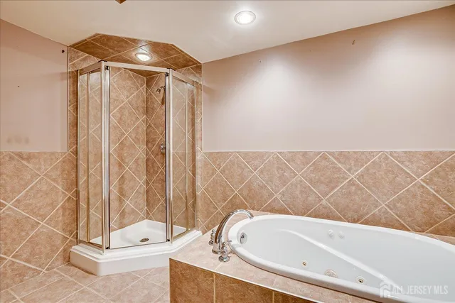 $499,000 | 1 Ardsley Square, Sayreville, NJ 08859