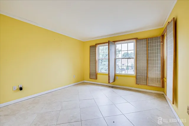 $499,000 | 1 Ardsley Square, Sayreville, NJ 08859