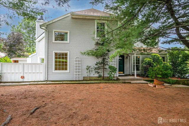 $499,000 | 1 Ardsley Square, Sayreville, NJ 08859