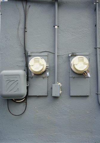 $499,900 | 10600 Pippin Street, Oakland, CA 94603